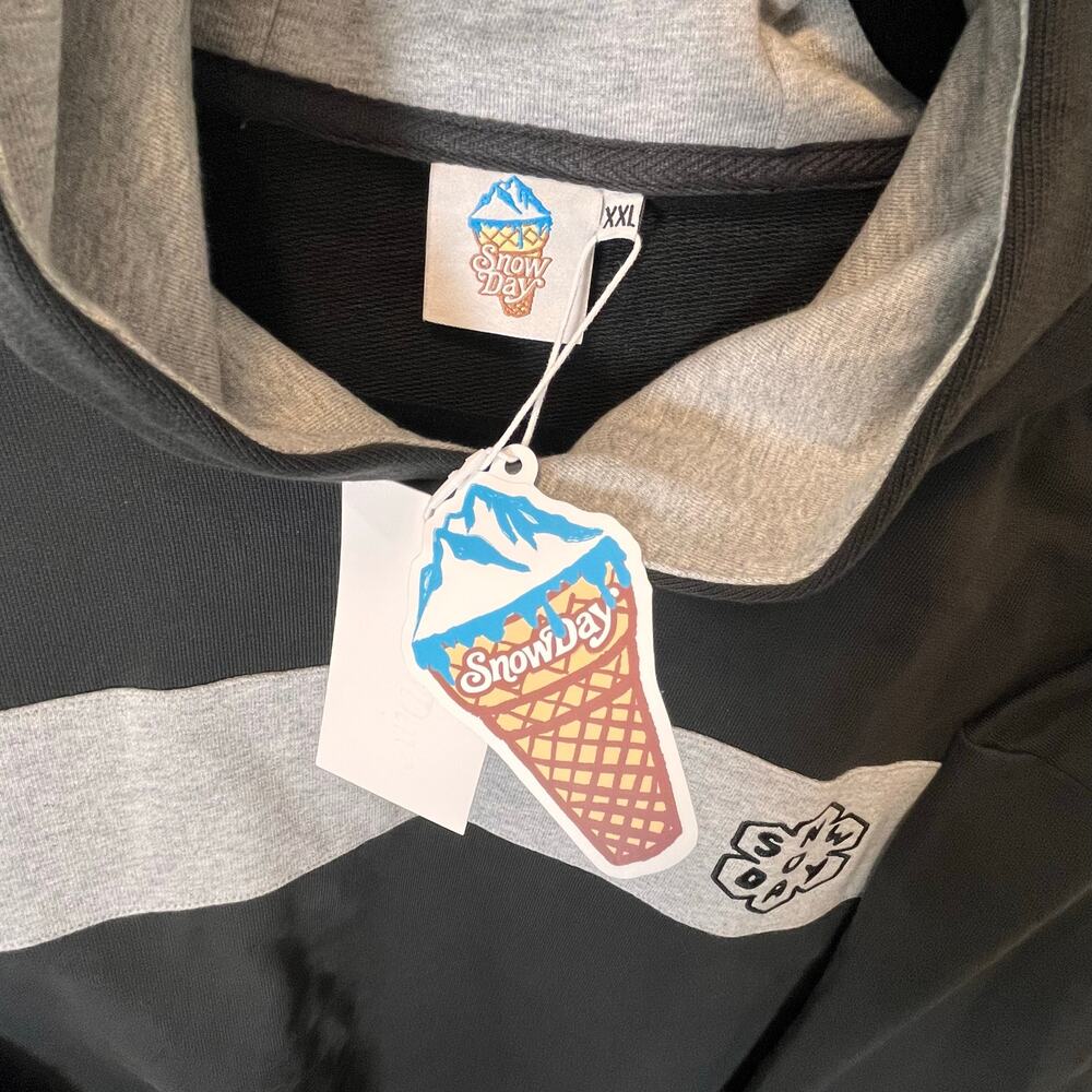 •NWT• SNOWDAY WORLDWIDE “Slicing Head” HOODIE Black W/ CHEST PATCH • MENS 2XL